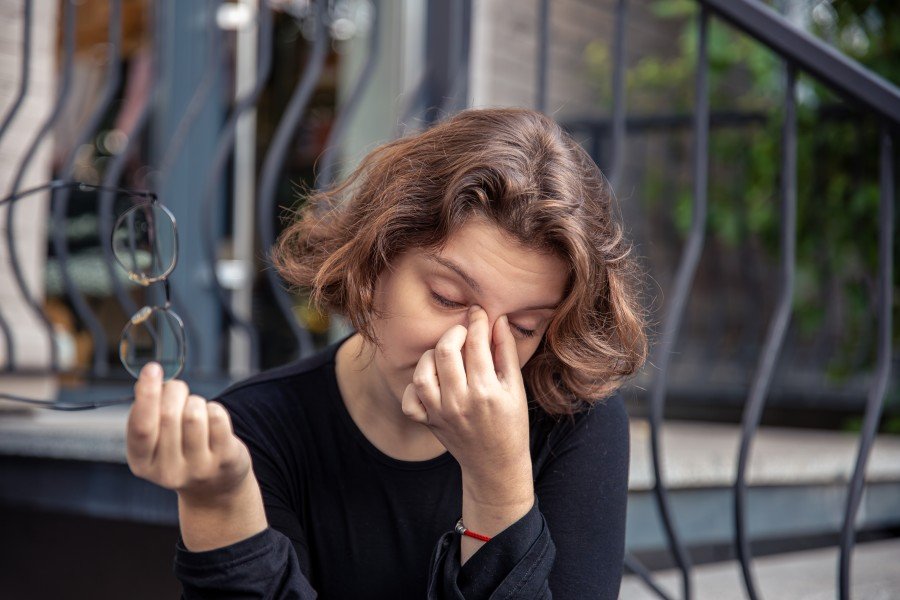 what causes lazy eye in children, its symptoms, diagnosis, treatment
